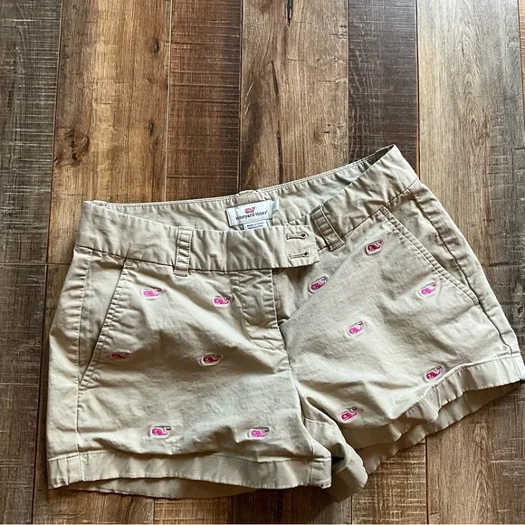 Vineyard Vines Short shorts Khaki with whales size 0 Preppy Martha’s Vineyard - Picture 2 of 3